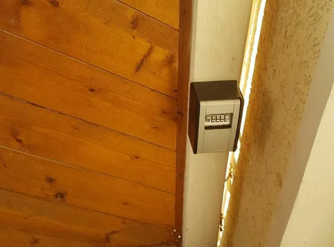 Gemutlicher Ferienbungalow Am Felsensee Bei * Pretzien