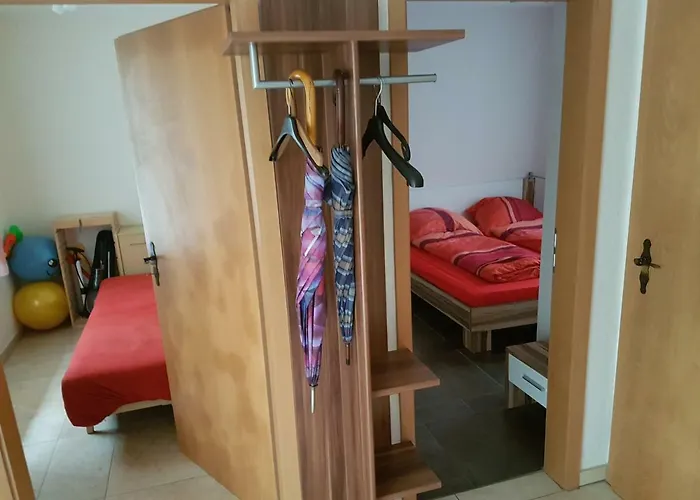 بيت للعطل Gemutlicher Ferienbungalow Am Felsensee Bei